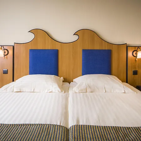 Hotel Badhotel Scheveningen 3*