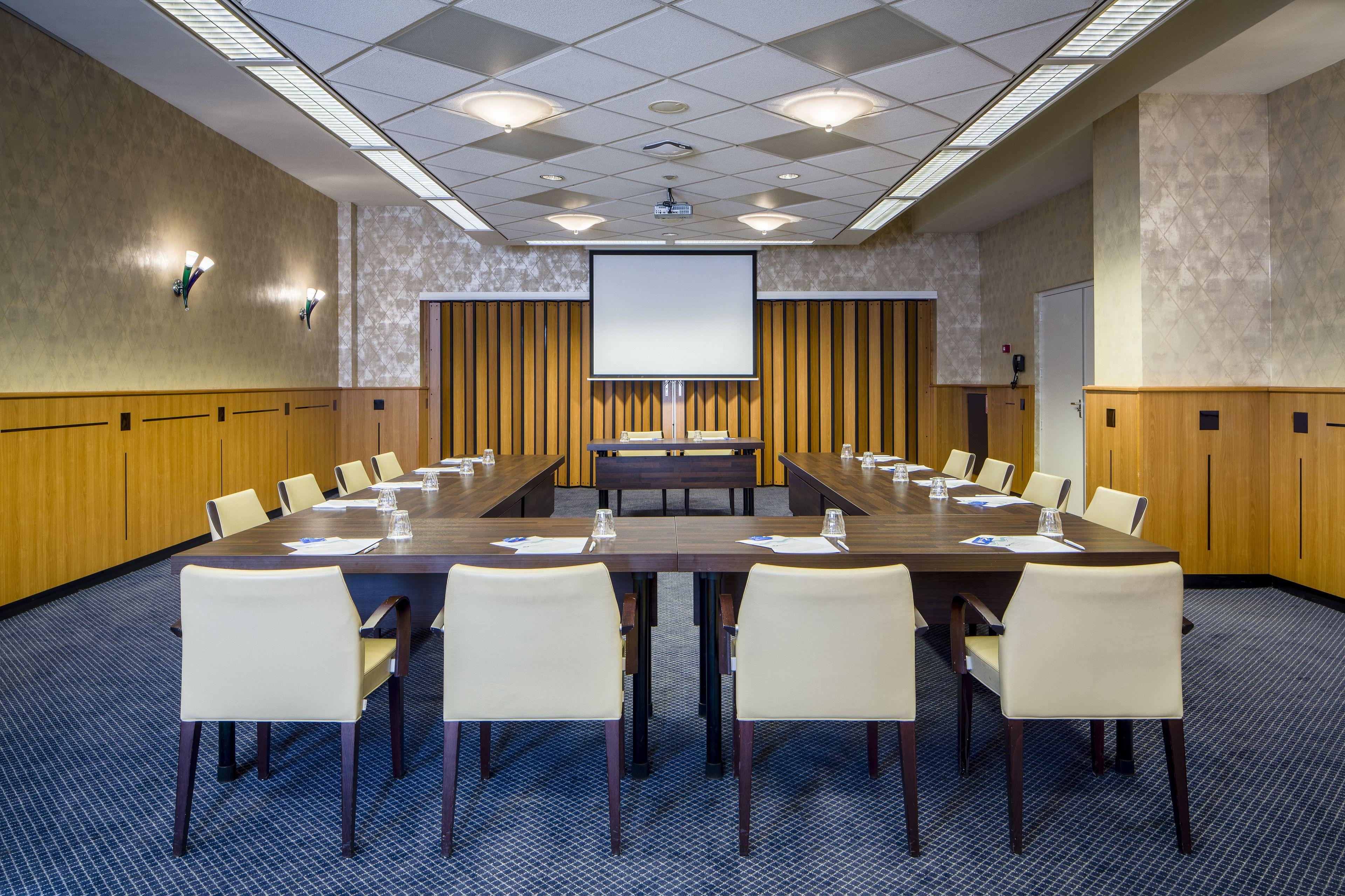 Badhotel Scheveningen Hotel 3*